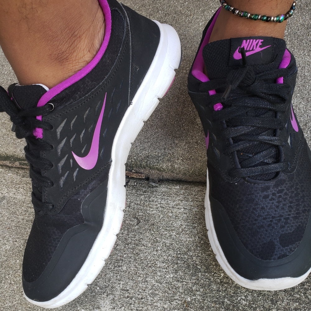 Women Nike shoes